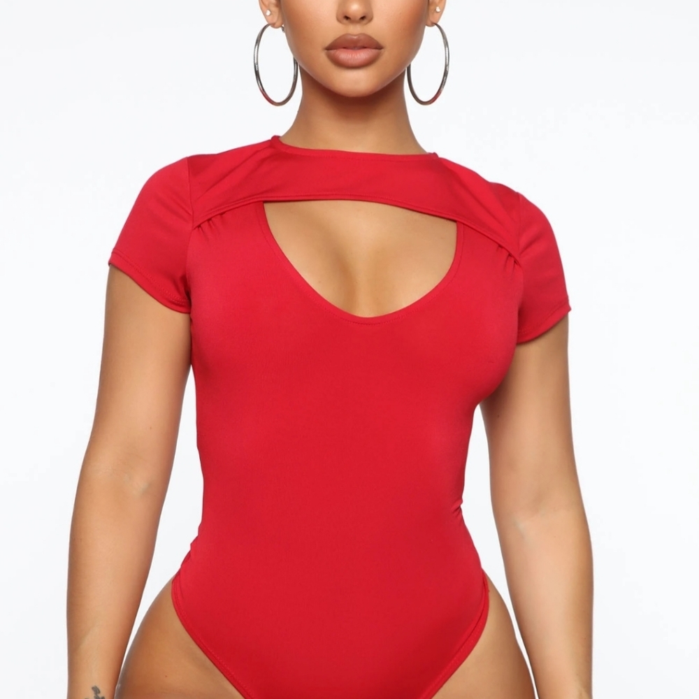 Cut loose bodysuit